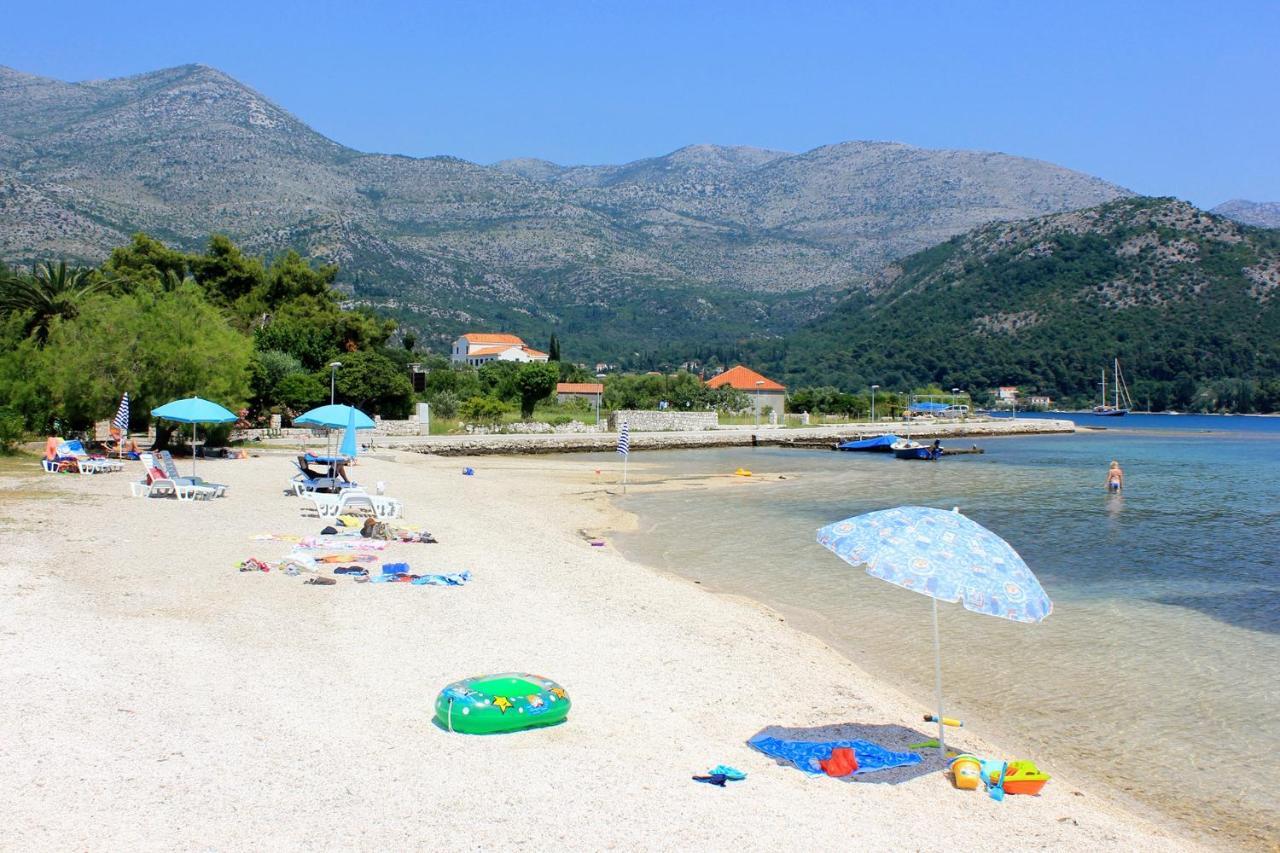 Apartments By The Sea Sladjenovici, Dubrovnik - 11531 Slano Kültér fotó